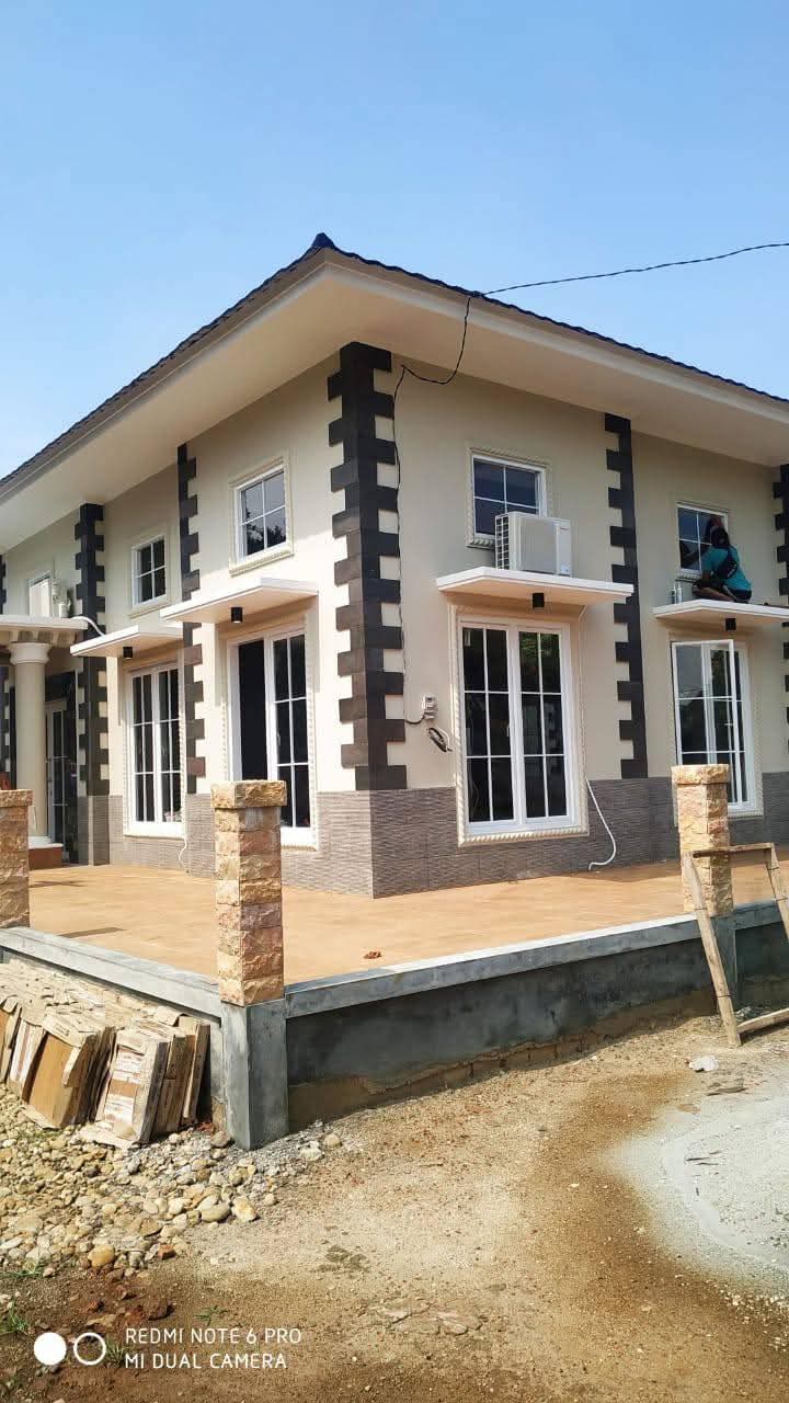 Proyek Kusen Jendela Alumunium